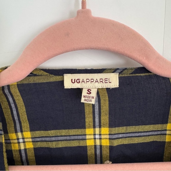 U of M Michigan Wolverines Maize Blue Yellow Navy Plaid Collegiate Top Blouse - Picture 5 of 7